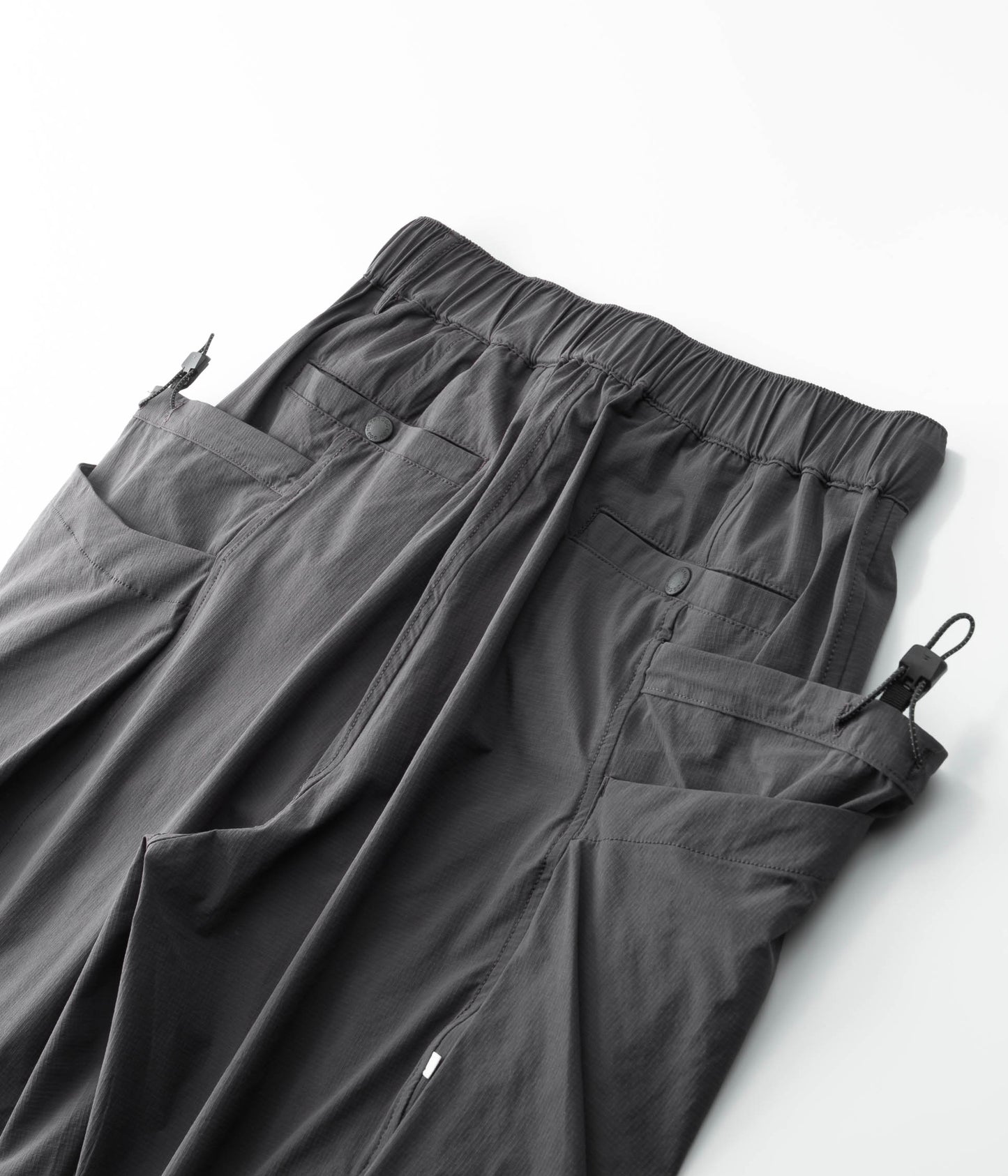 [Three-dimensional quick-drying rebound ultra-light functional shorts]